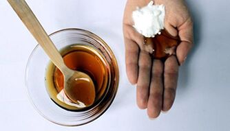 A mixture of baking soda and honey is a folk remedy for increasing blood circulation in the penis